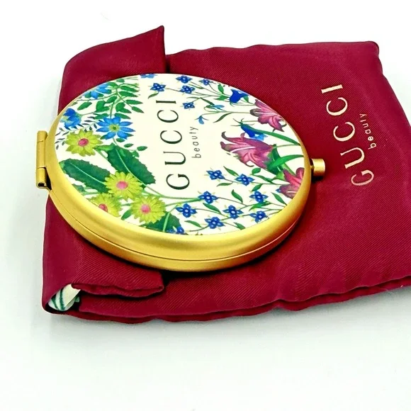 Gucci Beauty Floral Gold Compact Mirror with Snap Pouch NEW - Picture 4 of 11